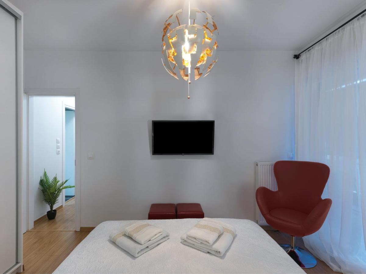 Elegant Apartment In Glyfada アテネ エクステリア 写真