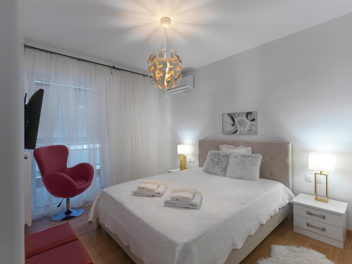 Elegant Apartment In Glyfada アテネ エクステリア 写真